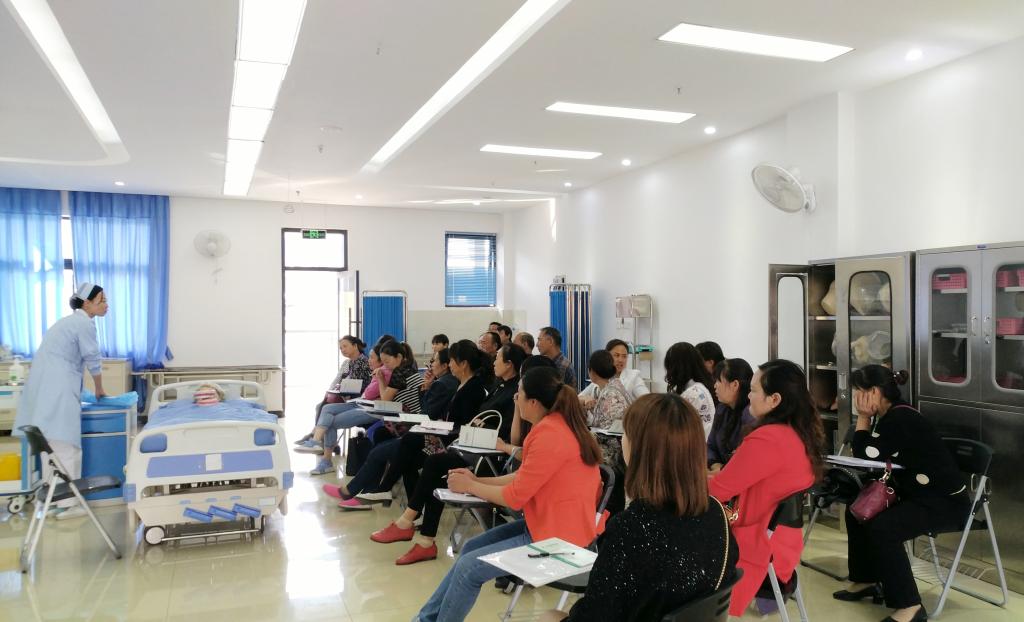 Bwin必赢网址技术升级与市场演变：IT培训行业面临的困境与出路
